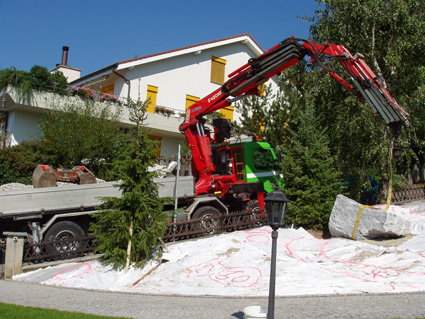 4 Achser Volvo 8x2 – 23/65 mto Greifer-Ladekran